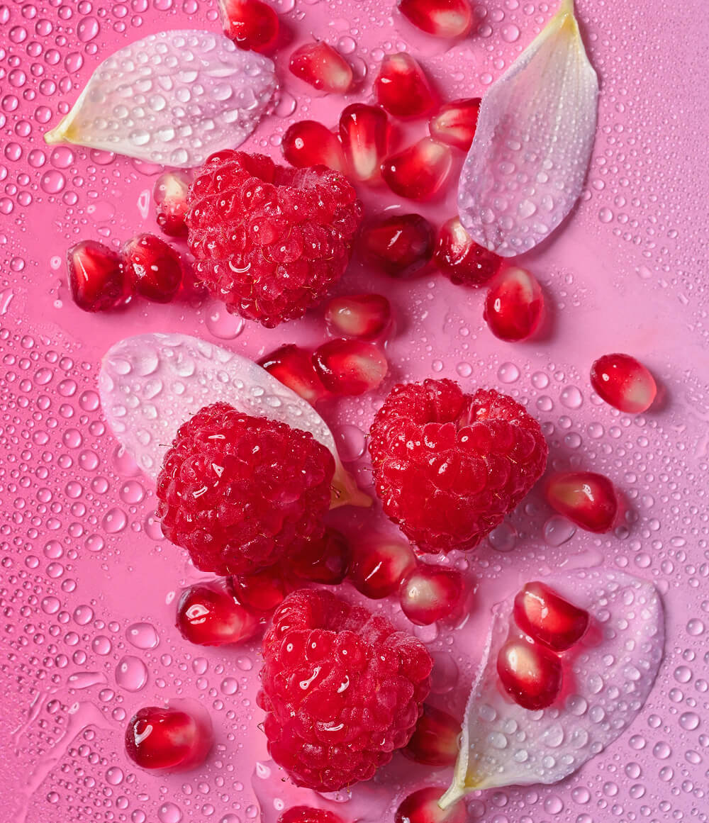 EOS BODY LOTION -POMEGRANATE RASPBERRY